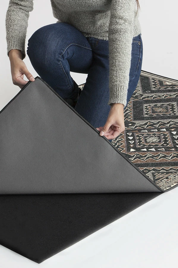Brand new π Ruggable Lunja Lava Rock Rug β - Image 2