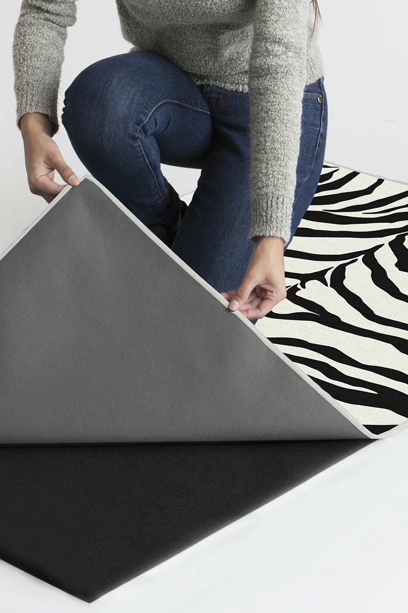 Best Sale π Ruggable Zebra Black Rug β€οΈ - Image 2