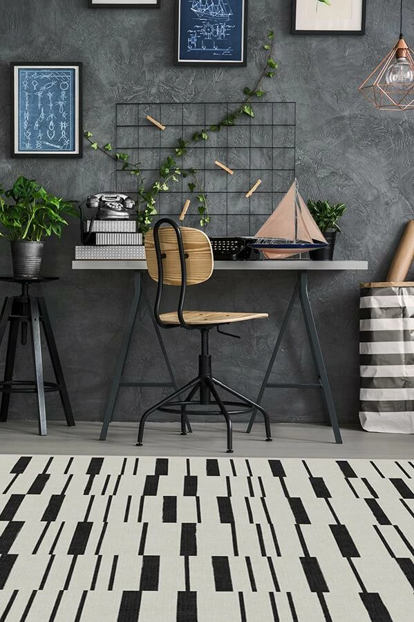 Brand new 🔔 Ruggable Broken Stripe Black Rug 🤩 - Image 4